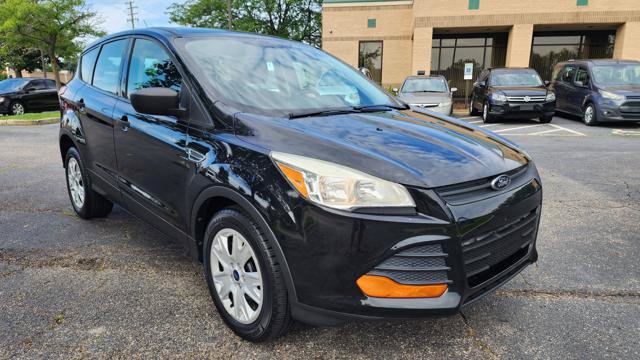 Used 2014 Ford Escape S FWD image 9