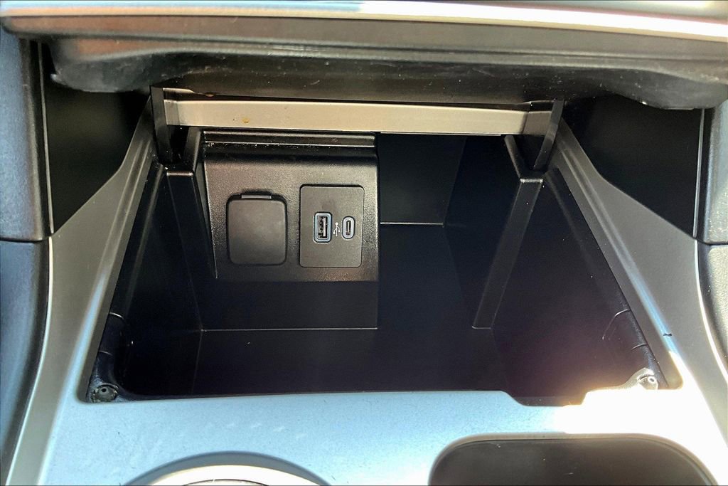 Certified 2023 Ford Explorer XLT w/ Class IV Trailer Tow Package image 27