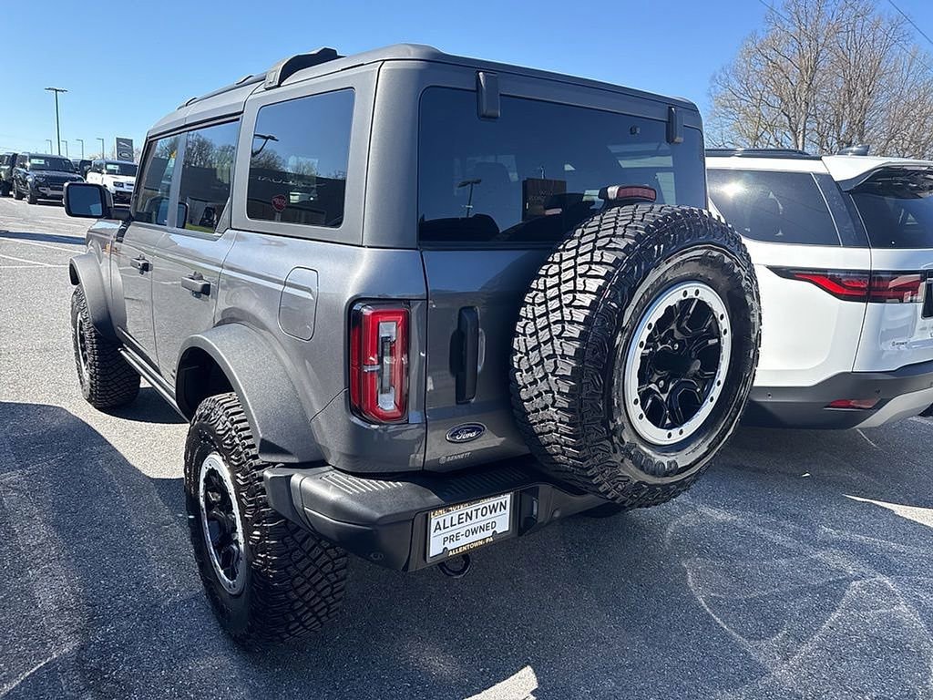 Used 2023 Ford Bronco Badlands image 8