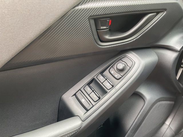 Used 2025 Subaru Crosstrek 2.0i Premium image 23