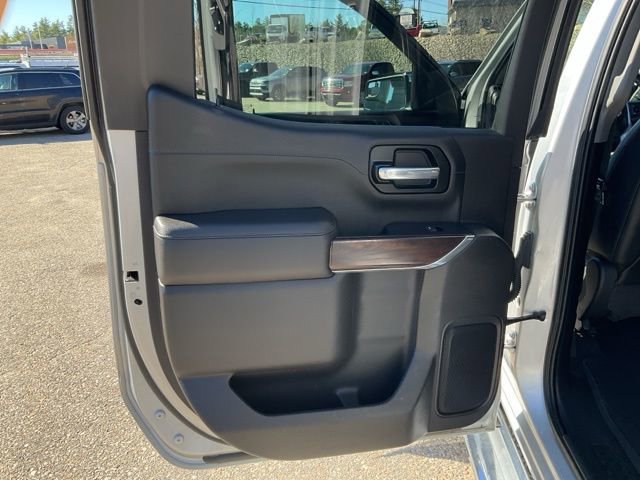 Used 2019 GMC Sierra 1500 SLT w/ SLT Premium Package AWD/4WD image 16