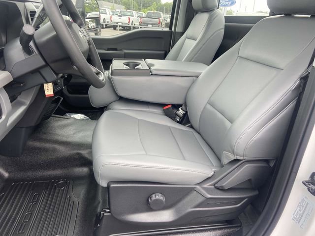 New 2025 Ford F350 XL w/ XL Chrome Package RWD image 12