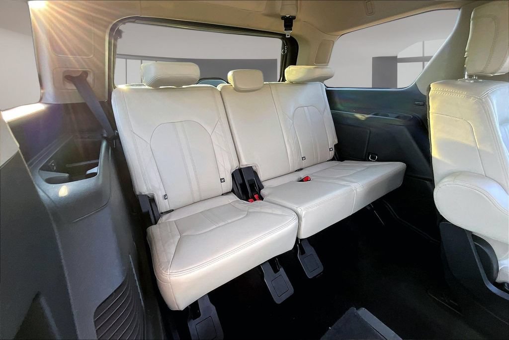 Used 2019 Ford Expedition Platinum AWD/4WD image 30