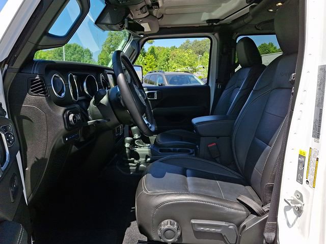 Used 2022 Jeep Wrangler Unlimited Sahara w/ Cold Weather Group AWD/4WD image 13