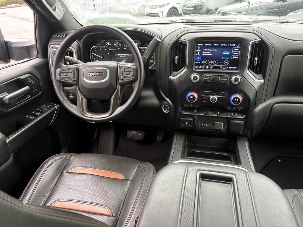 Used 2022 GMC Sierra 3500 AT4 image 31
