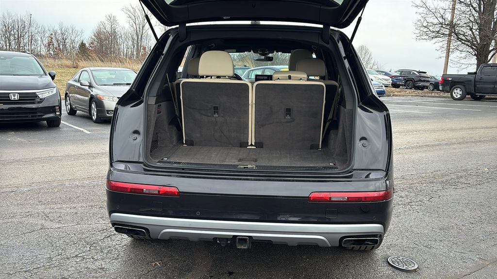 Used 2018 Audi Q7 3.0T Premium Plus w/ Premium Plus Package image 33