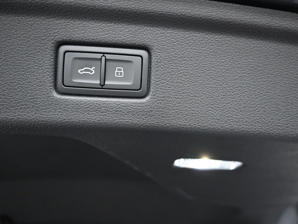 Used 2024 Audi S5 Premium Plus image 18