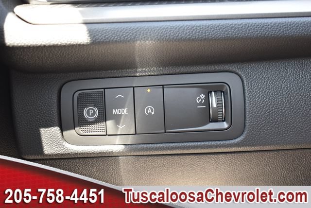 New 2027 Chevrolet Traverse LT w/ Sun and Wheel Package FWD image 36