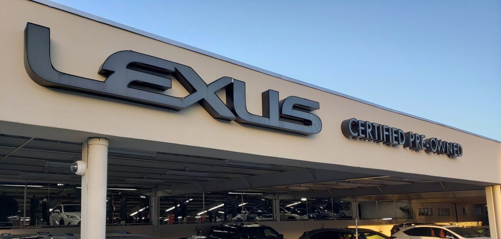 New 2025 Lexus RX 450h AWD w/ Luxury Package image 38