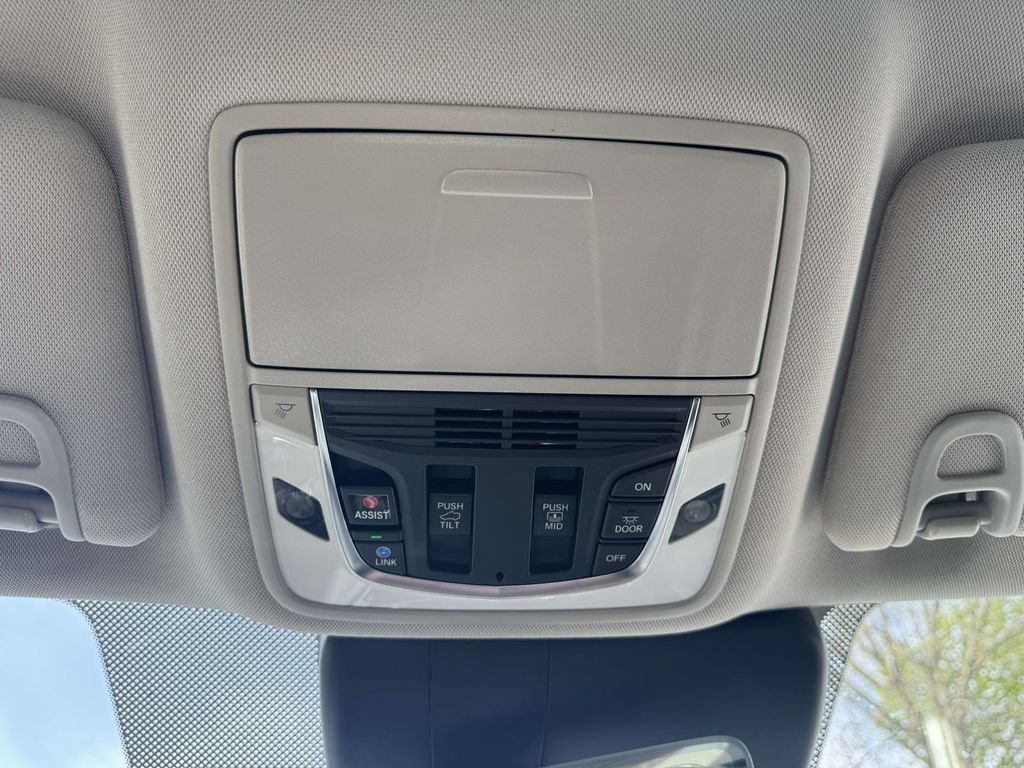 Certified 2023 Acura RDX AWD image 32
