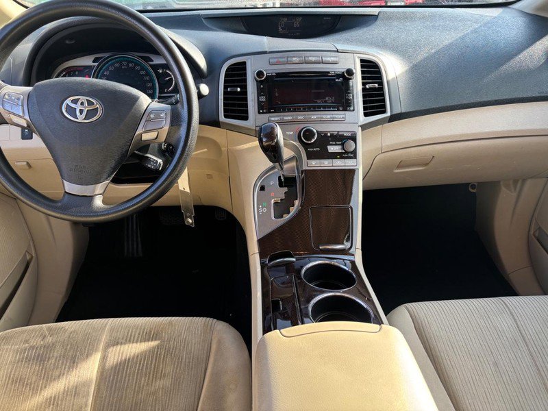 Used 2010 Toyota Venza AWD image 11