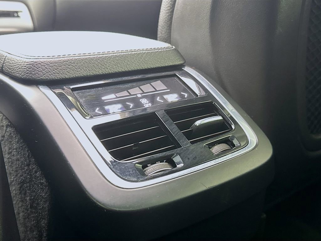 Used 2016 Volvo XC90 T6 Momentum w/ Vision Package AWD/4WD image 32