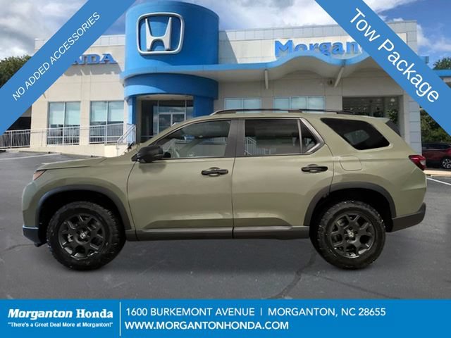New 2026 Honda Pilot TrailSport image 2