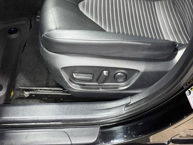 Certified 2023 Toyota Camry SE FWD image 22