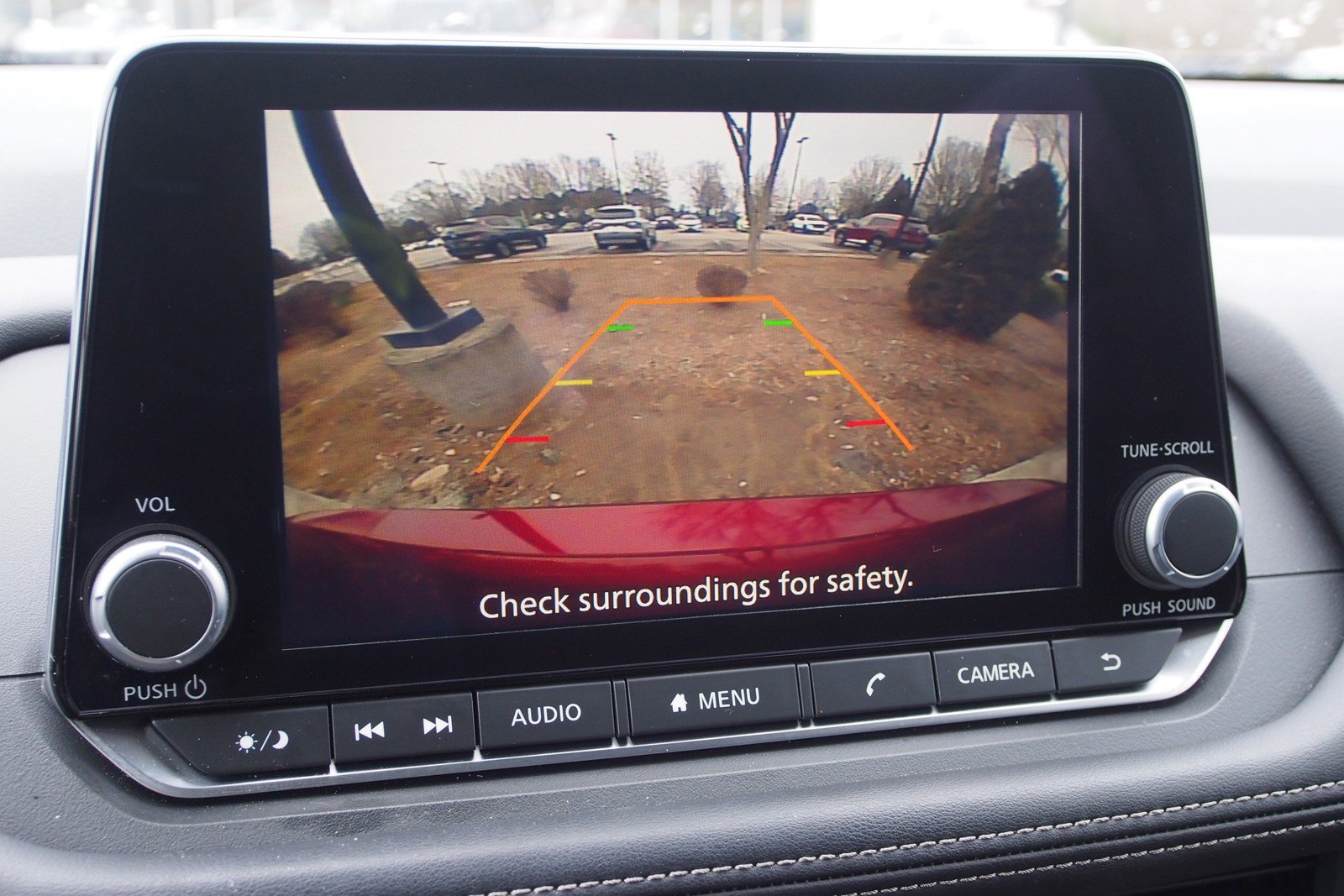 Used 2025 Nissan Rogue S image 28