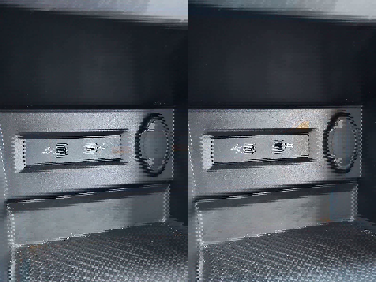 Used 2024 Volkswagen Tiguan S image 29