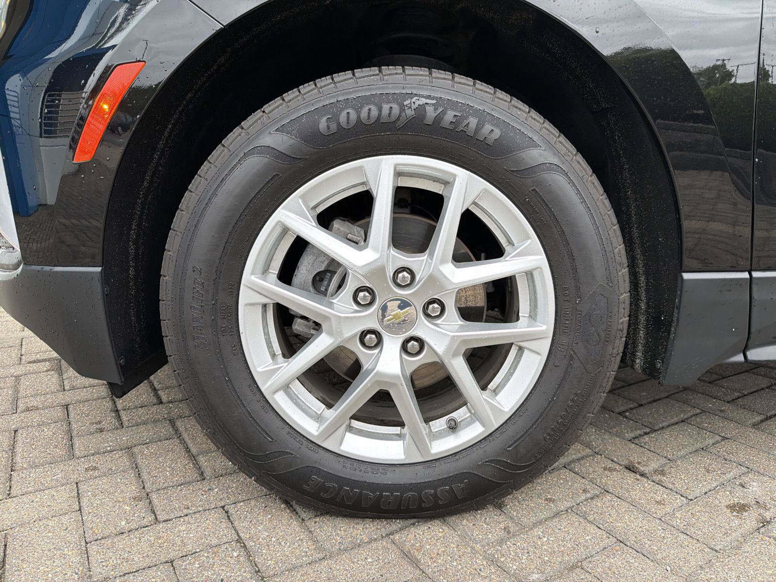 Used 2022 Chevrolet Equinox LT AWD/4WD image 10