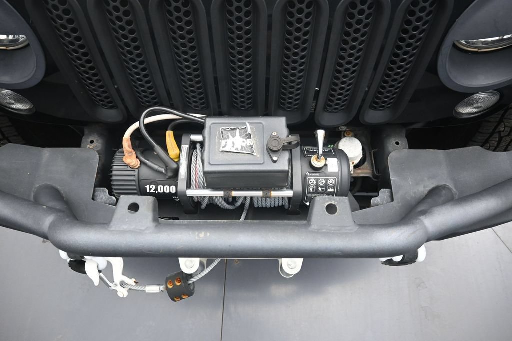 Used 2015 Jeep Wrangler Sport AWD/4WD image 24