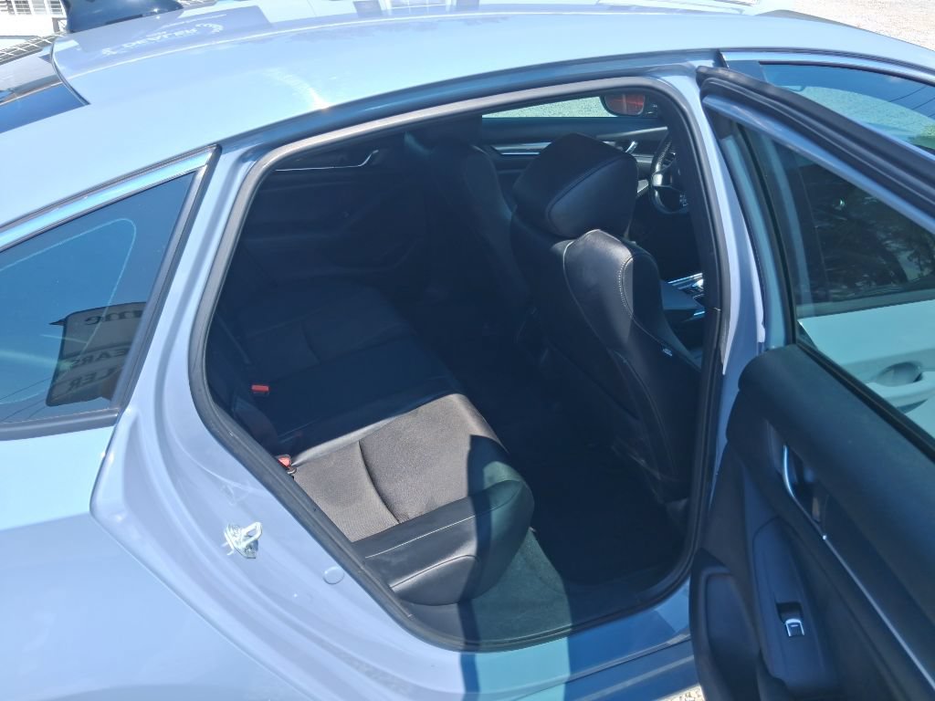 Used 2022 Honda Accord Sport image 12