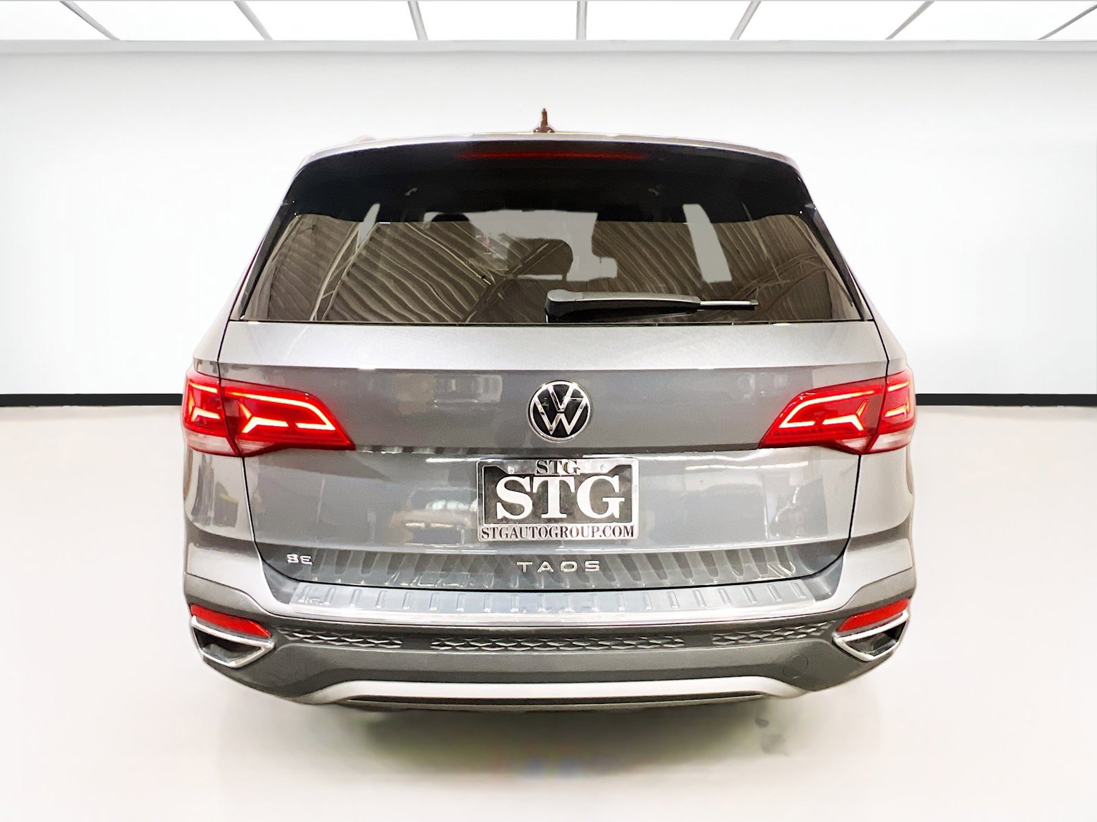 Used 2022 Volkswagen Taos SE FWD image 5