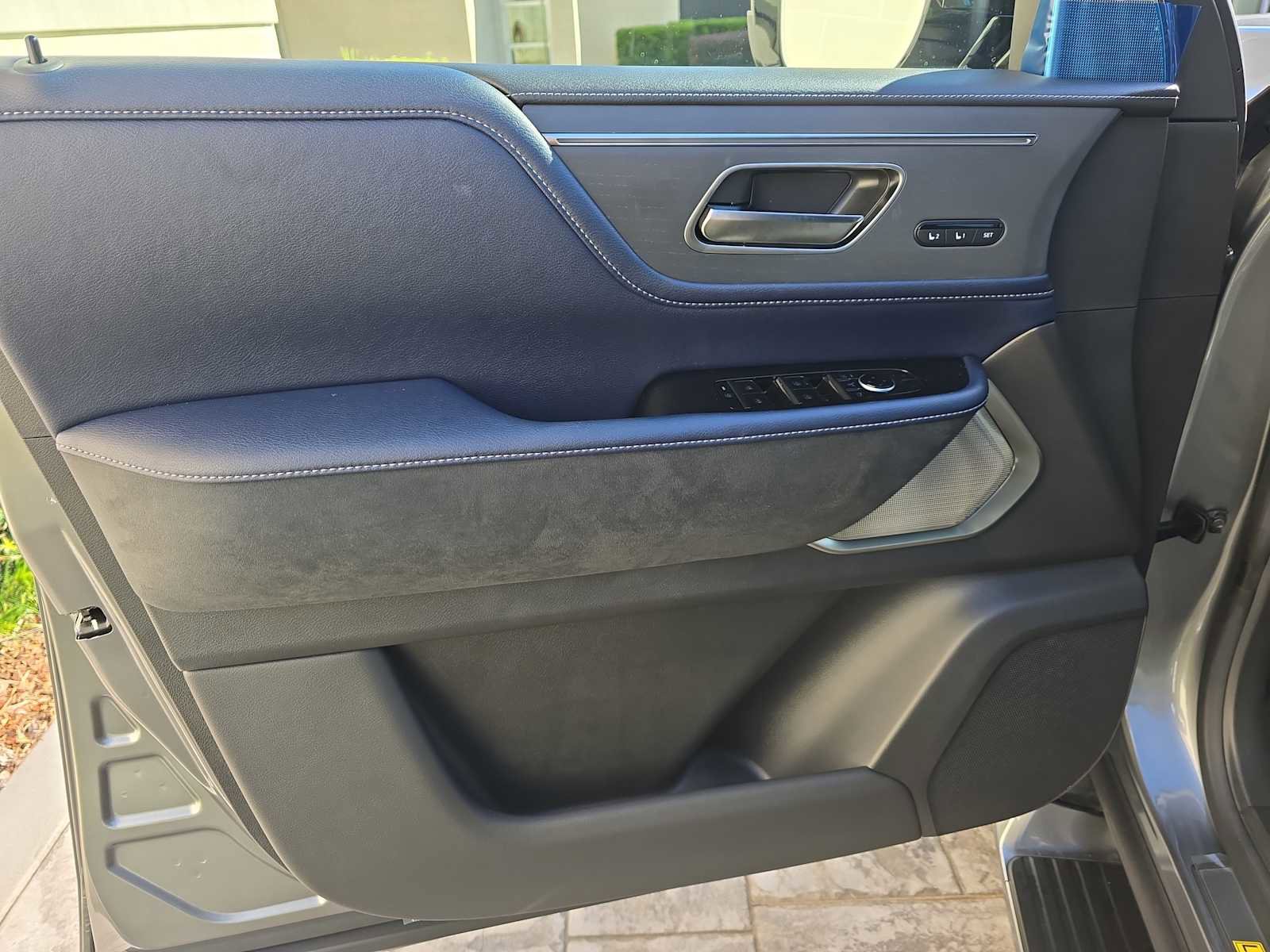 New 2026 INFINITI QX80 4WD image 15
