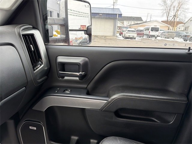 Used 2019 Chevrolet Silverado 2500 LTZ w/ Duramax Plus Package image 23