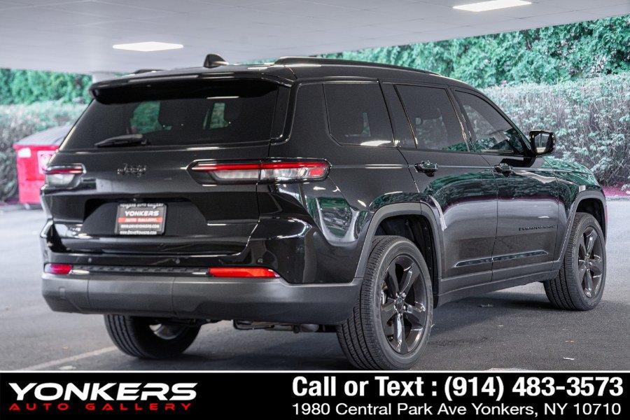 Used 2023 Jeep Grand Cherokee L Laredo AWD/4WD image 14