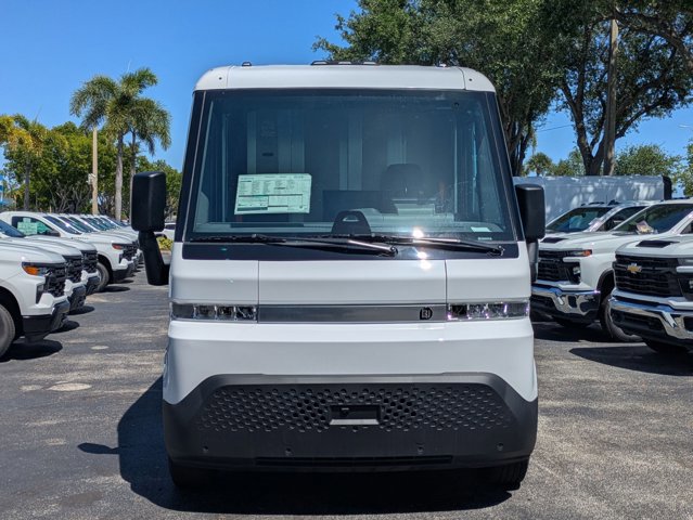 Used 2024 Chevrolet Brightdrop 600 w/ Battery Pack, Max Range AWD/4WD image 2