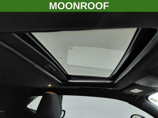 Used 2022 Dodge Challenger R/T Scat Pack RWD image 5
