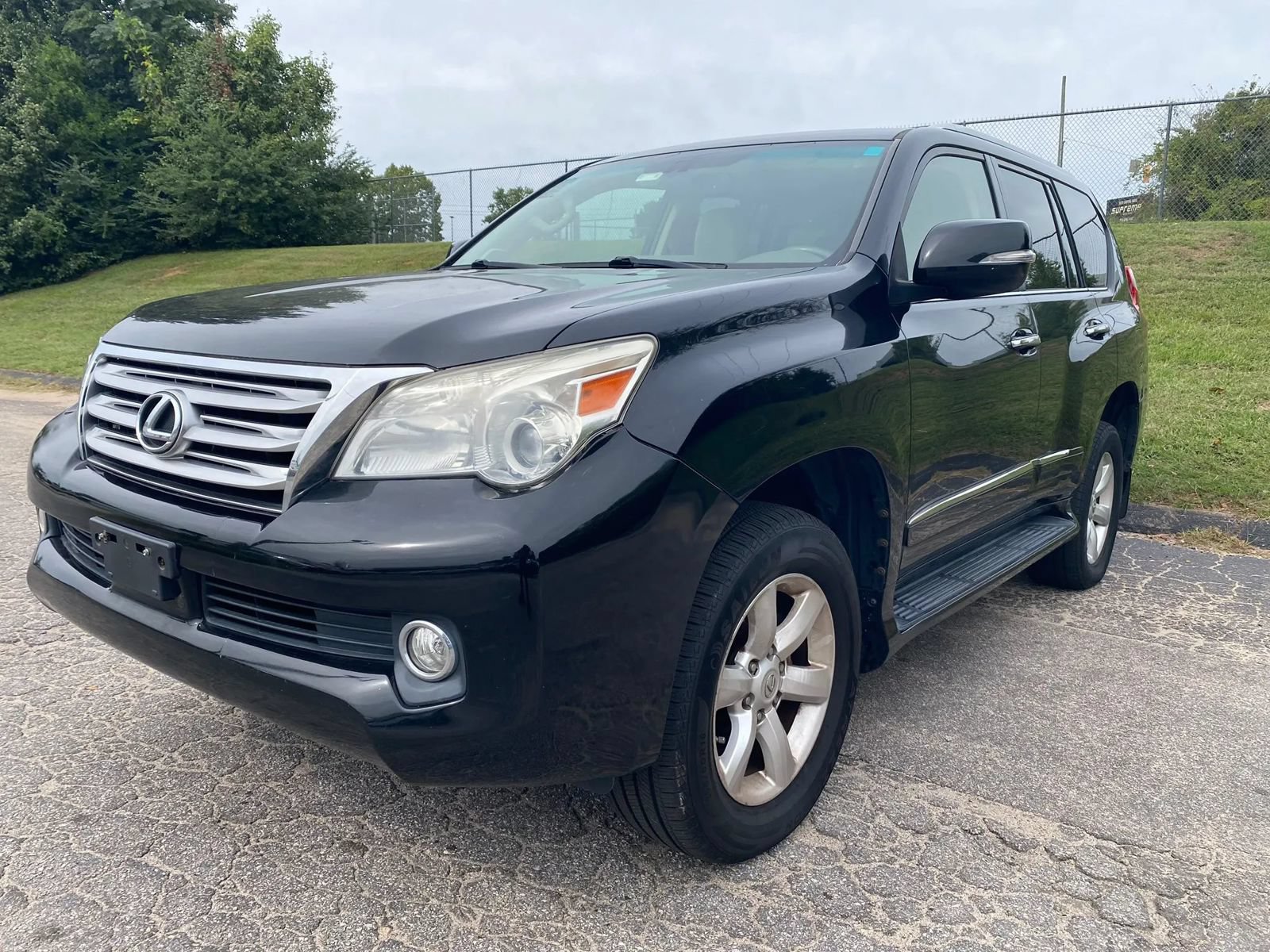 Used 2012 Lexus GX 460 AWD/4WD image 2