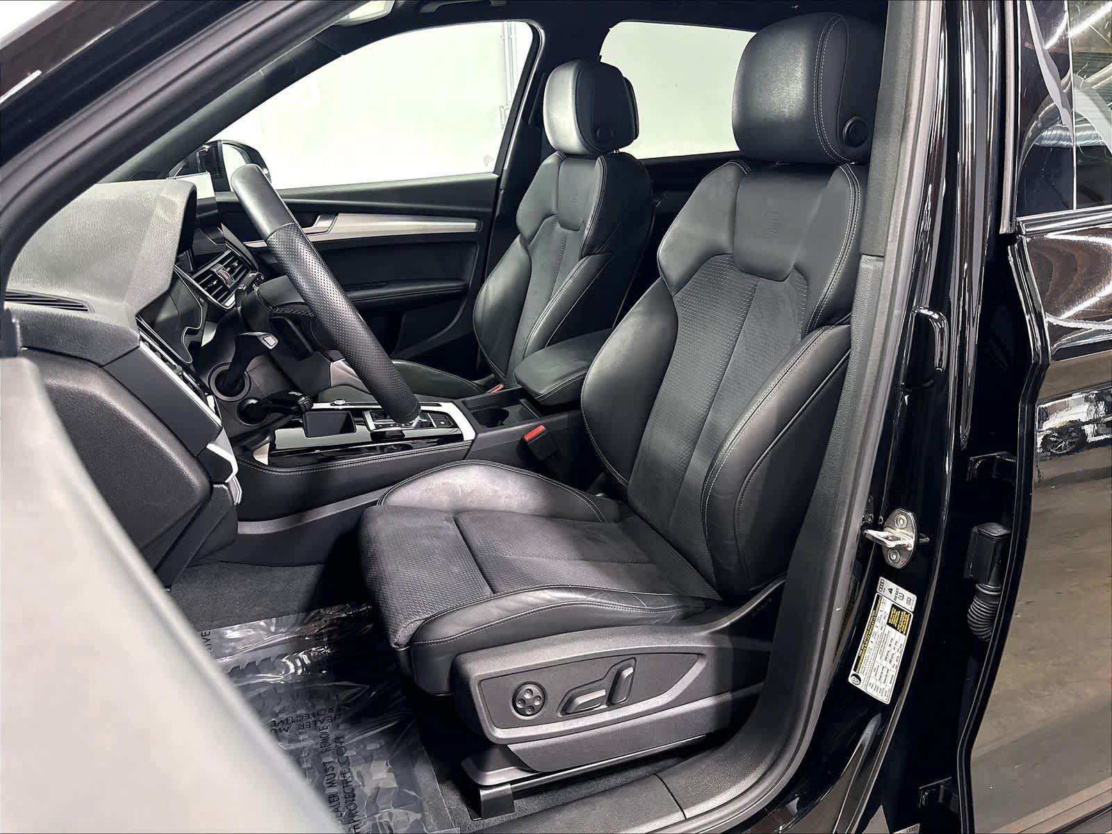 Used 2023 Audi Q5 e Premium Plus w/ Premium Plus Package AWD/4WD image 27