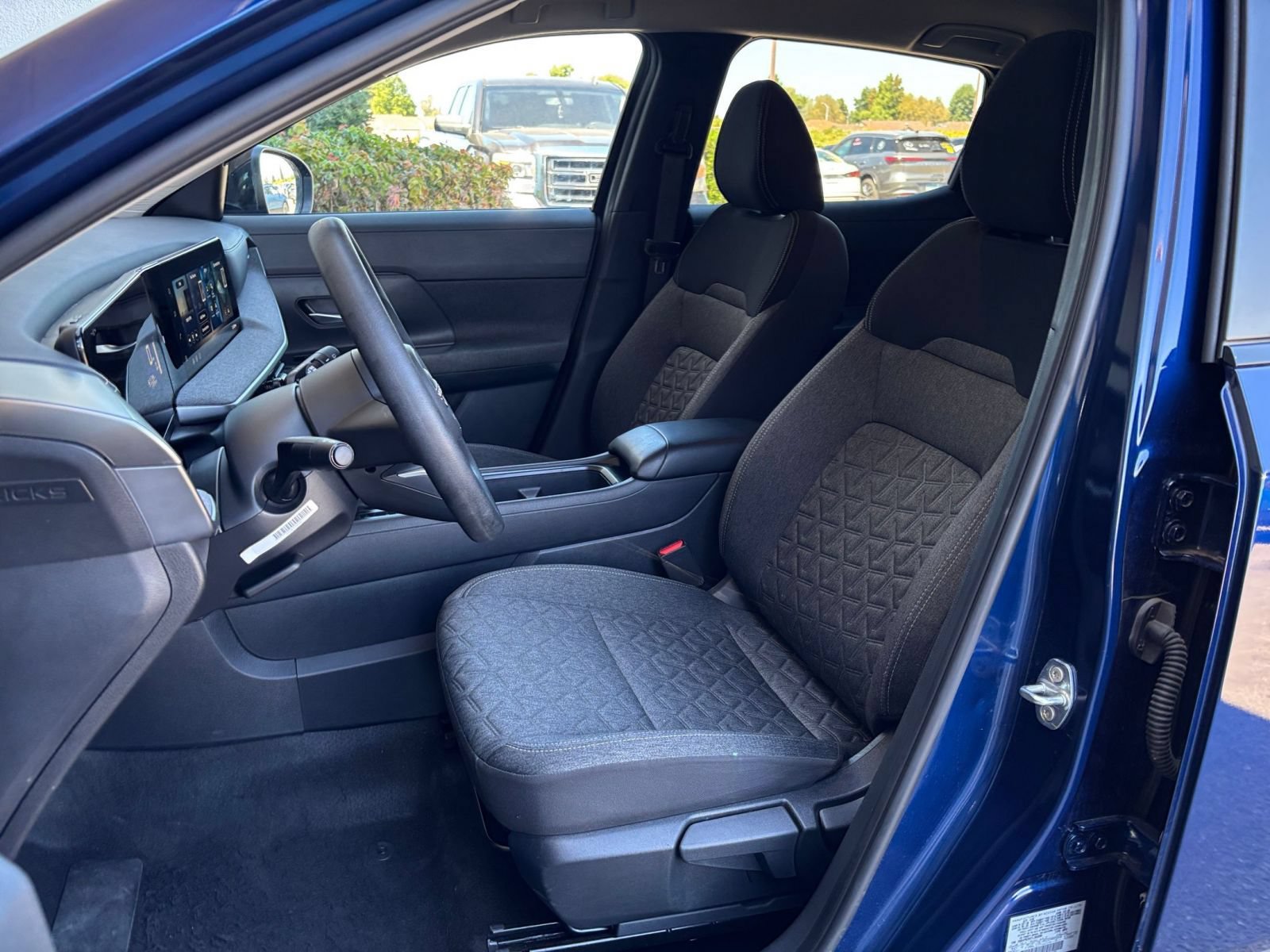 Used 2026 Nissan Kicks SV w/ Cold Weather Package AWD/4WD image 34
