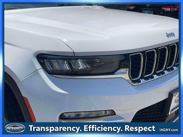 Used 2023 Jeep Grand Cherokee Limited AWD/4WD image 9