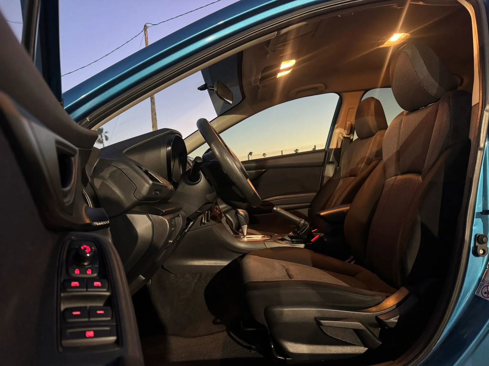 Used 2018 Subaru Impreza 2.0i AWD/4WD image 21