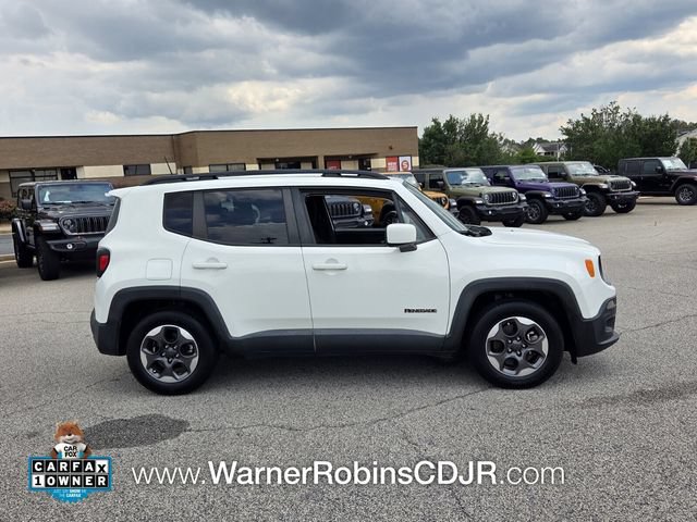 Used 2018 Jeep Renegade Latitude FWD image 15