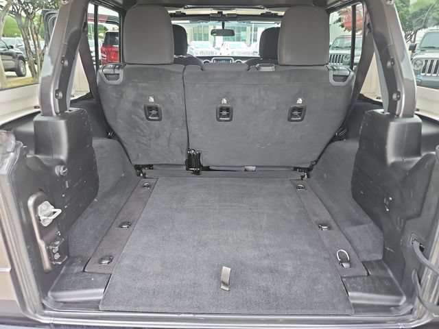 Used 2023 Jeep Wrangler Unlimited Sport AWD/4WD image 23