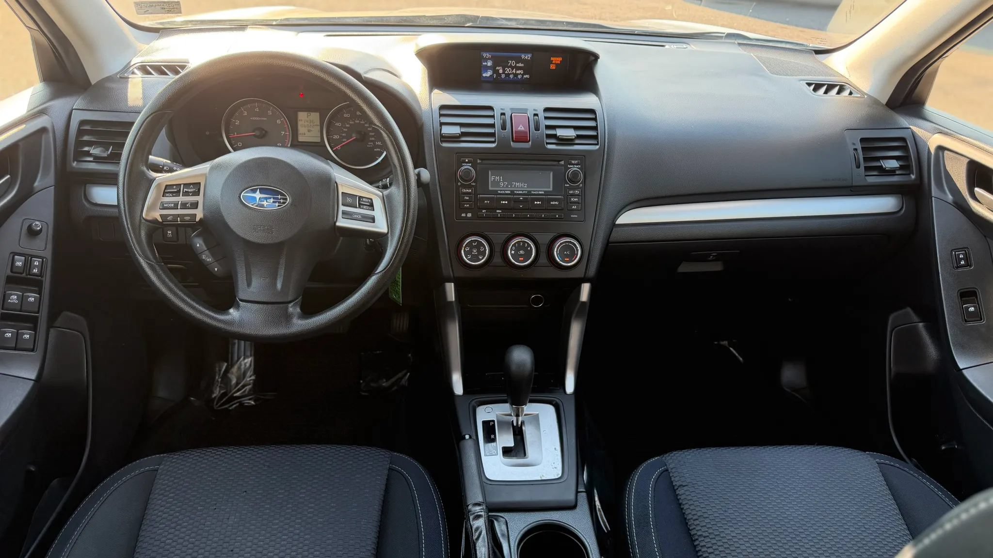Used 2015 Subaru Forester 2.5i AWD/4WD image 19
