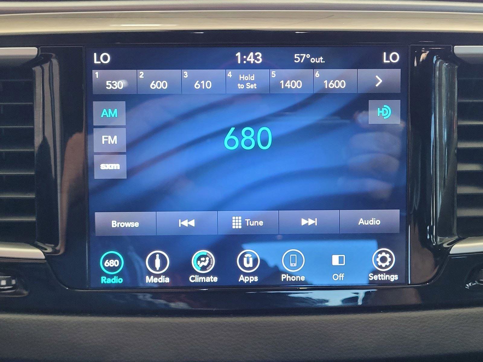 Used 2018 Chrysler Pacifica Touring Plus image 26