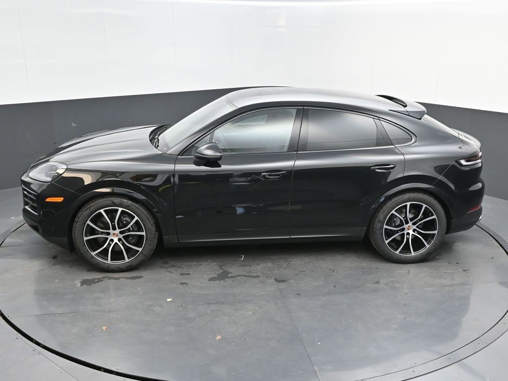 New 2026 Porsche Cayenne Coupe image 32