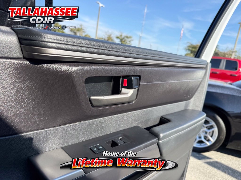 Used 2024 Toyota Tundra SR5 w/ SR5 Premium Package RWD image 38