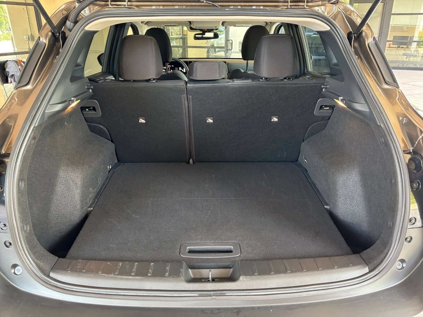 Used 2026 Nissan Kicks SV w/ Cold Weather Package FWD image 30