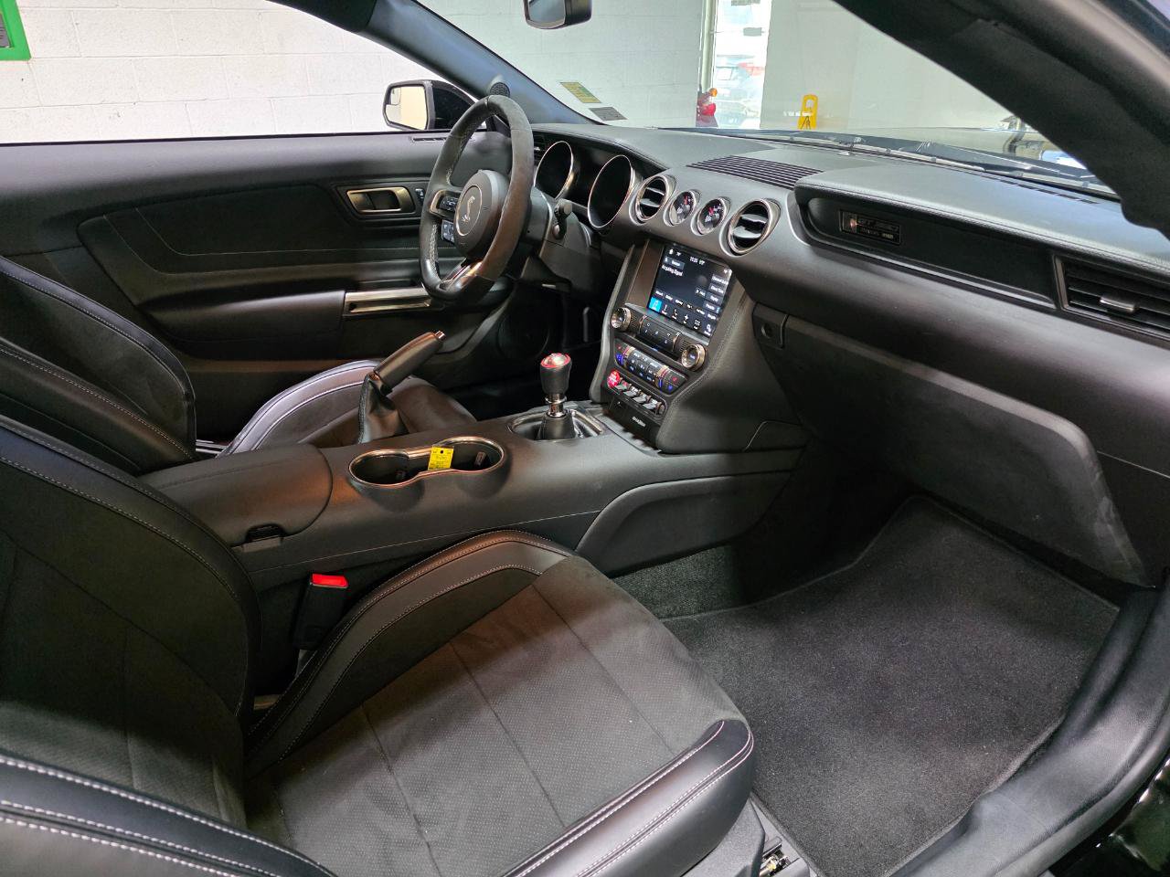 Used 2017 Ford Mustang Shelby GT350 RWD image 25