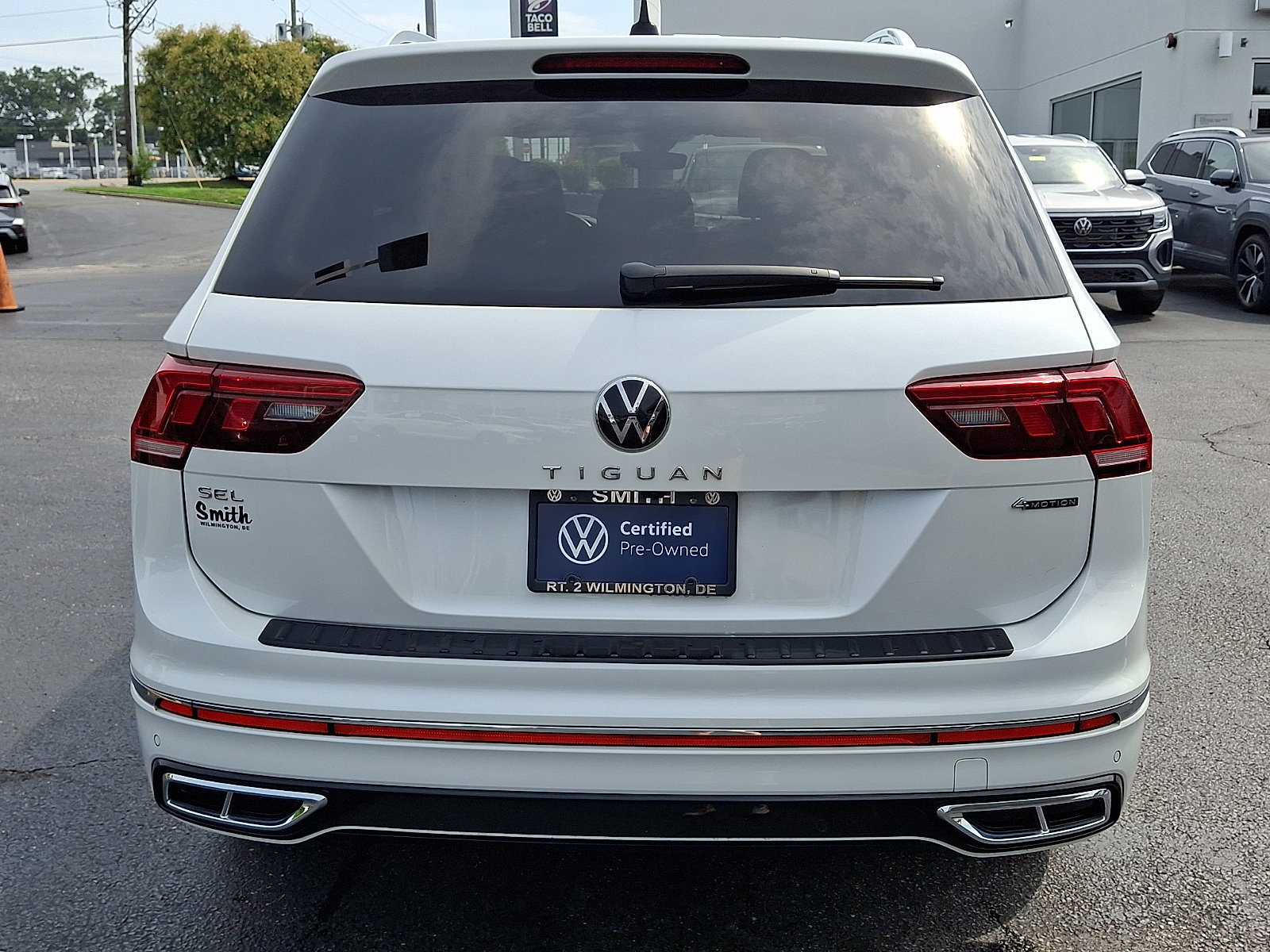 Certified 2023 Volkswagen Tiguan SEL R-Line AWD/4WD image 5