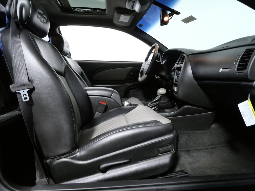 Used 2001 Chevrolet Monte Carlo SS FWD image 10