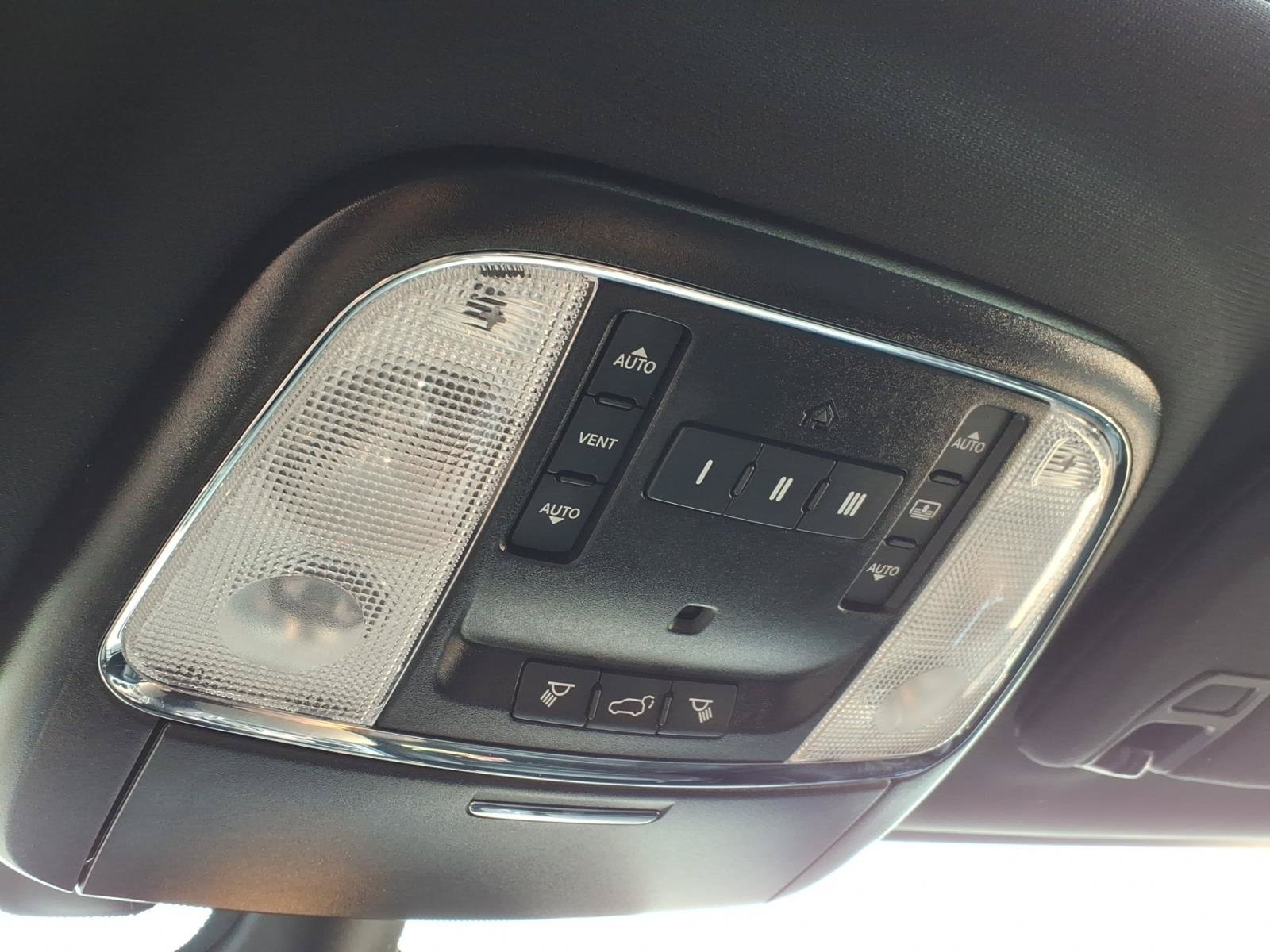 Used 2021 Jeep Grand Cherokee High Altitude AWD/4WD image 22