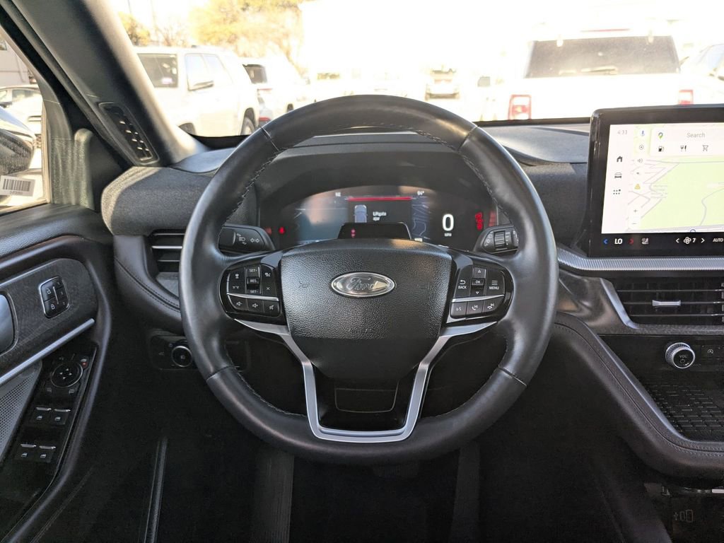 Used 2025 Ford Explorer Platinum w/ LUX Leather Package image 25
