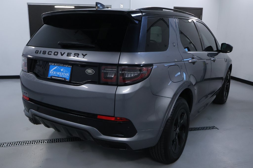 Used 2022 Land Rover Discovery Sport S R-Dynamic AWD/4WD image 8