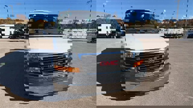 Certified 2019 GMC Savana 2500 w/ Driver Convenience Package image 3