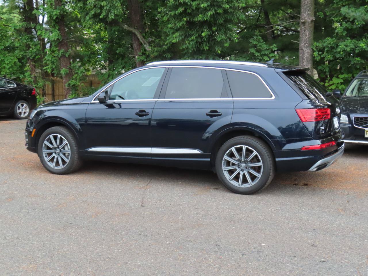 Used 2017 Audi Q7 3.0T Premium Plus AWD/4WD image 3