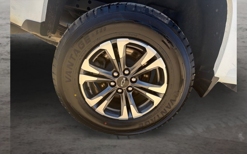 Used 2022 Chevrolet Colorado Z71 AWD/4WD image 18